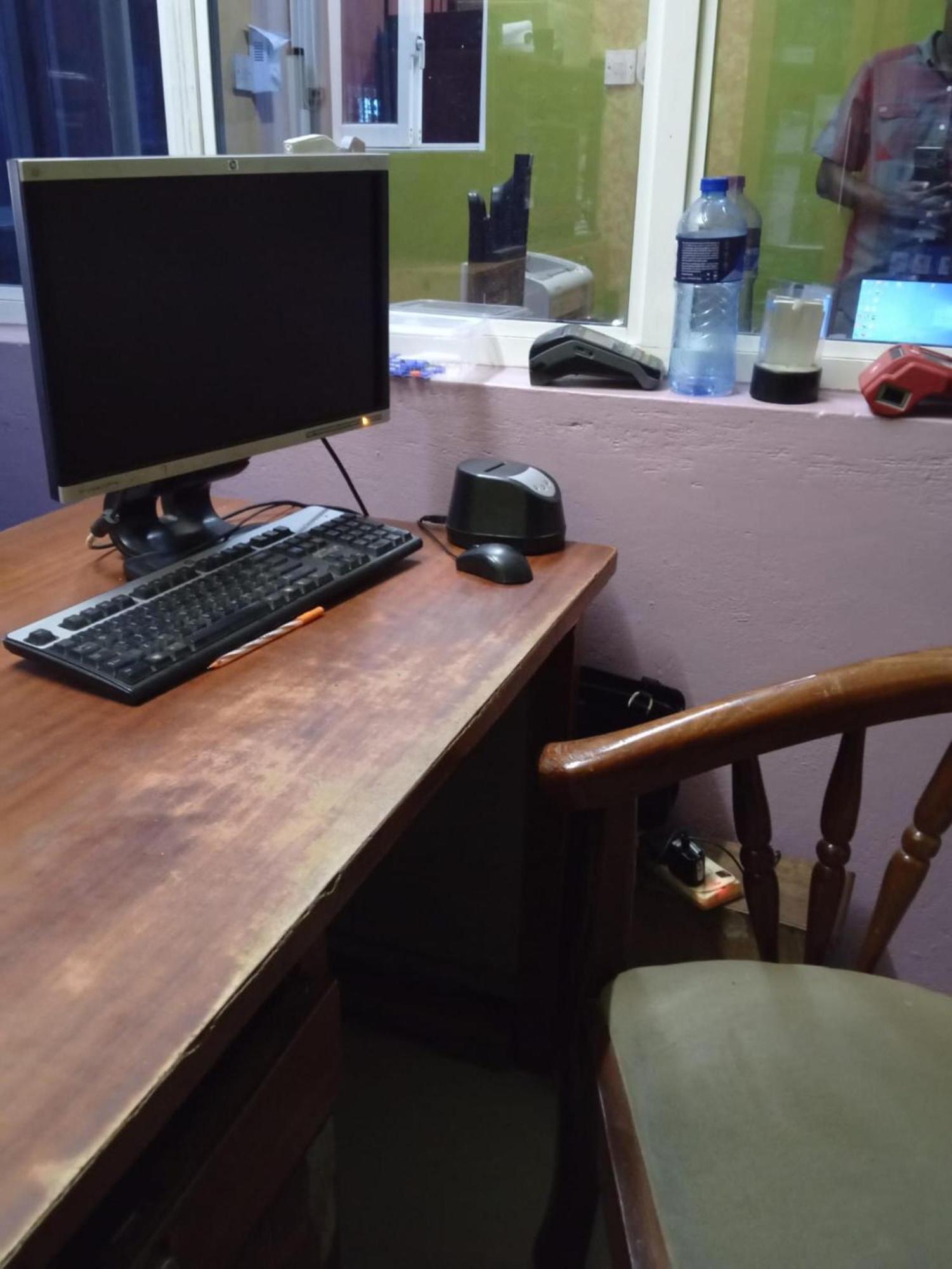 Checkpoint Inn Hotel, Mombasa Esterno foto